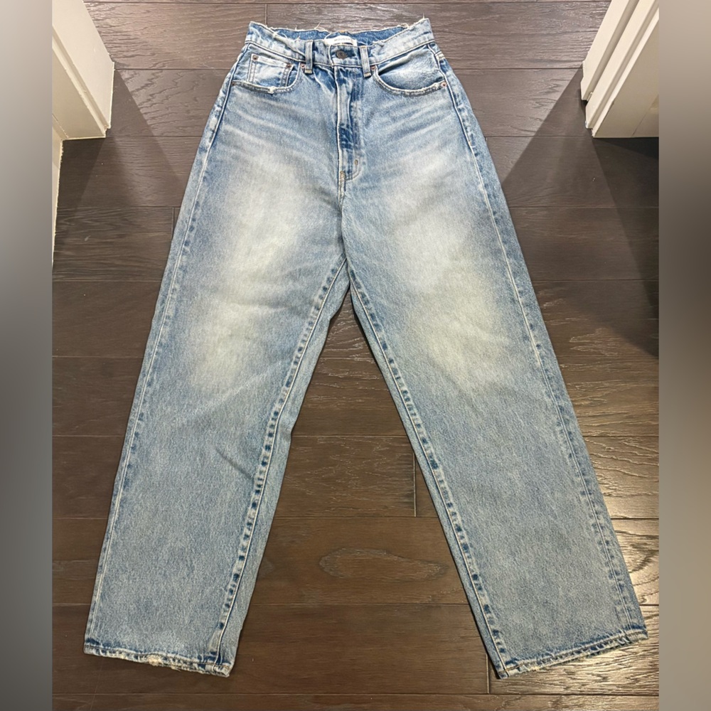 Moussy Light Blue Women's Relaxed Jeans